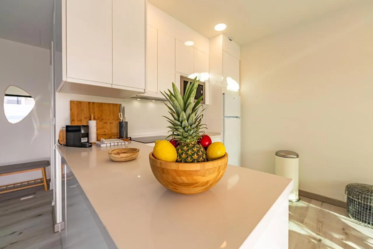 Centre-Terrace, Pool, Parking & Home-Office Tarifa Spain