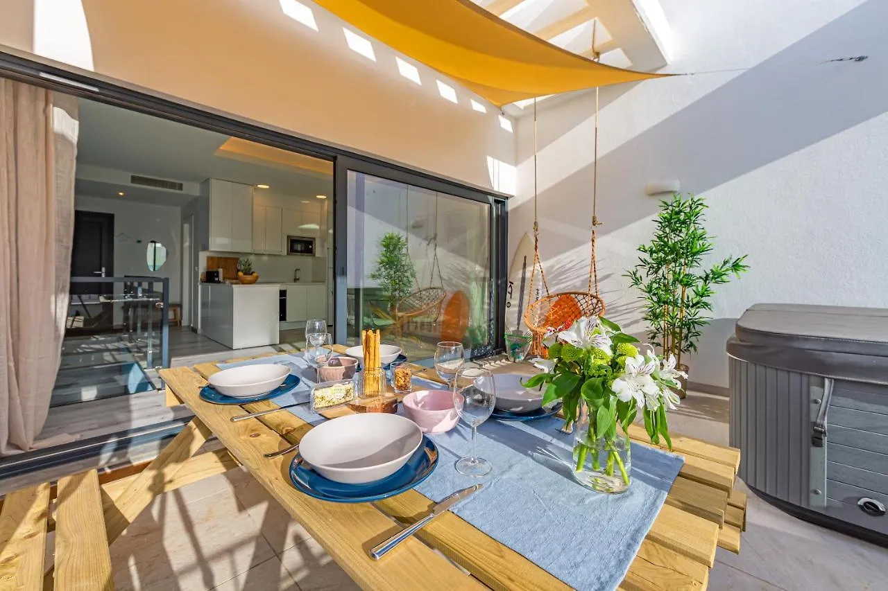 Centre-Terrace, Pool, Parking & Home-Office Tarifa Spain