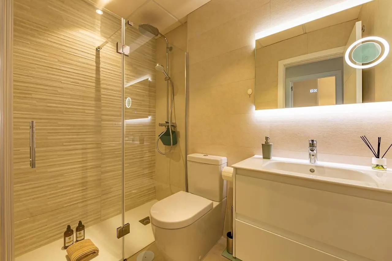 Centre-Terrace, Pool, Parking & Home-Office Tarifa Spain
