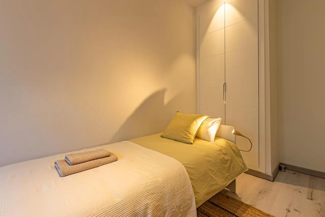 Apartment Centre-Terrace, Pool, Parking & Home-Office Tarifa