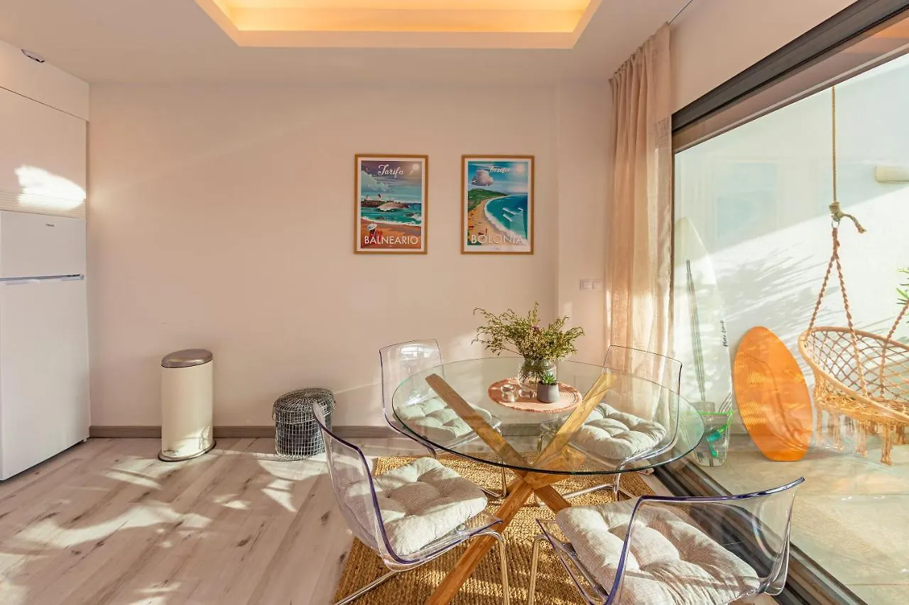 Apartment Centre-Terrace, Pool, Parking & Home-Office Tarifa Spain